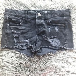 SALE💥 Express Distressed Shorts